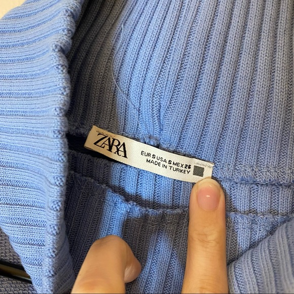 NO OFFERS ZARA light blue cut out cropped turtleneck sweatshirt S - Picture 9 of 12